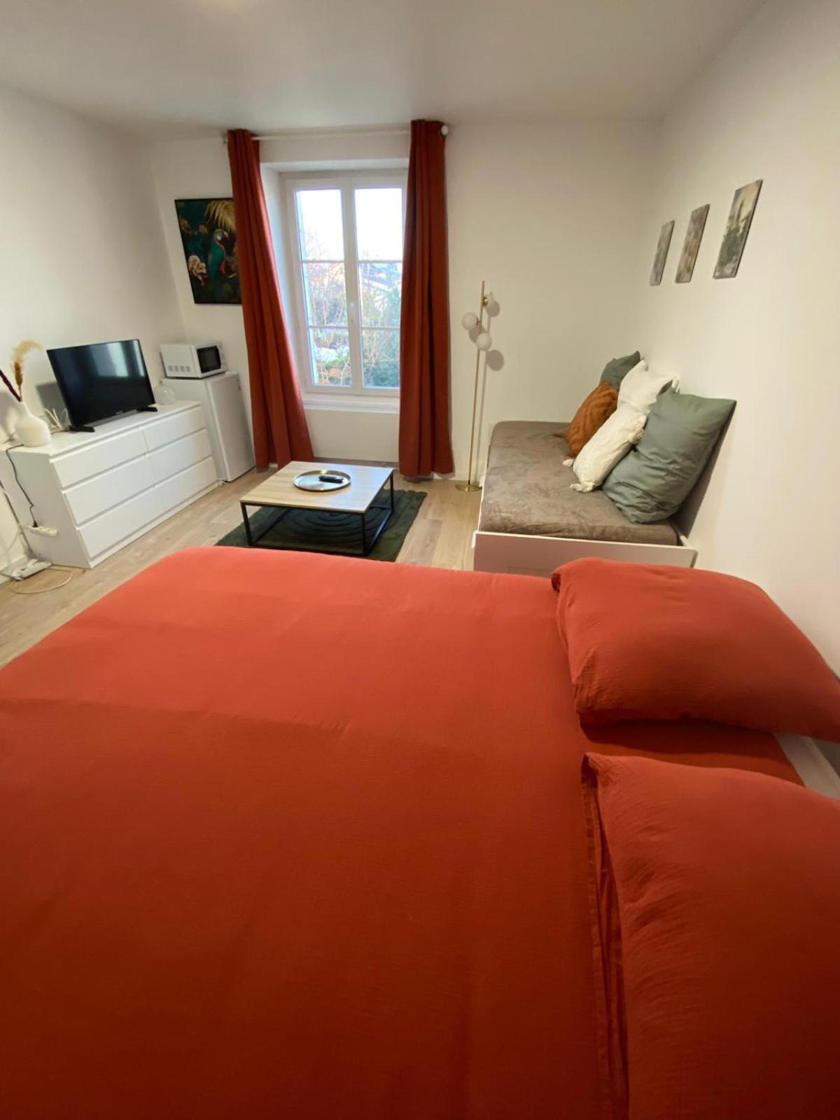 Chambre Familiale Independante Avec Salle De Bain Privee Poitiers Zewnętrze zdjęcie